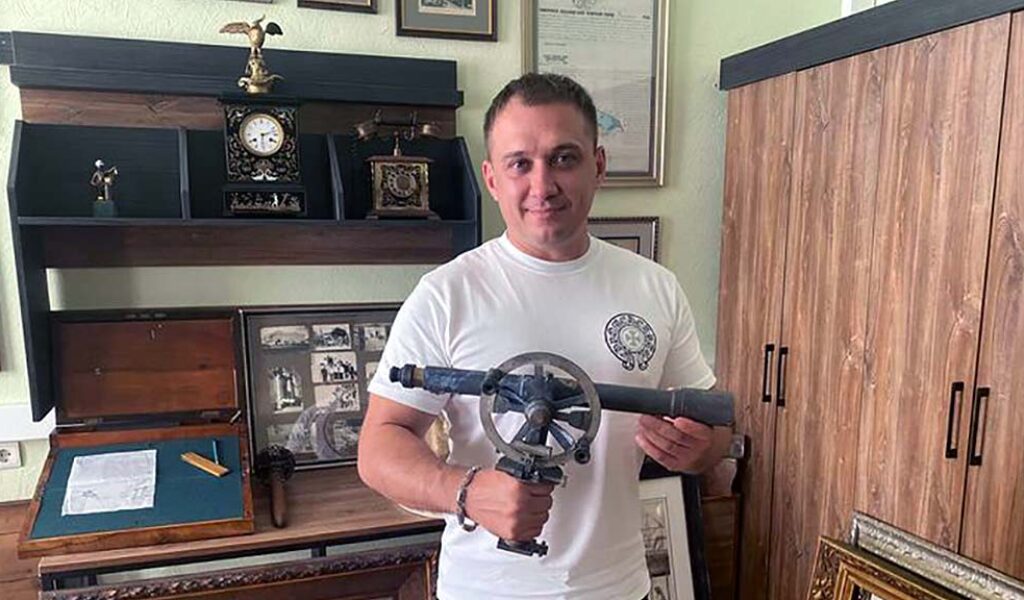 У нашому музеї з’явився нівелір початку 20 столиття